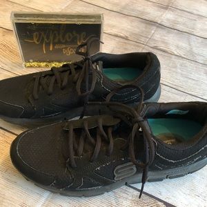 Skechers shape up fitness size 10 shoes black